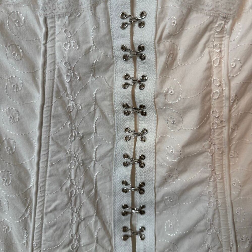 Tripp NYC 3X Cap Sleeve Corset Top White Eyelet Lace Up Renaissance Lolita Y2K - Picture 3 of 8
